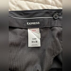 Express Men’s Classic Stretch Dress Pants — Black
